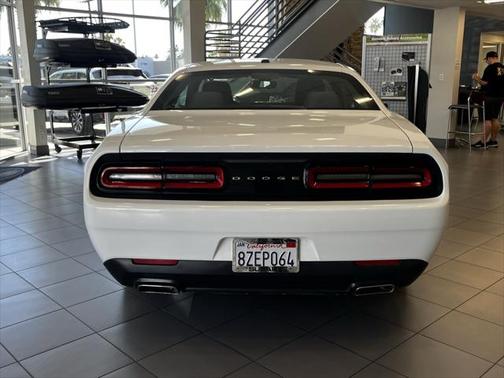 2015 Dodge Challenger SXT