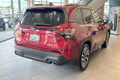 2025 Subaru Forester Touring