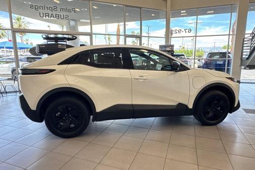 Cosmic White 2026 Subaru Uncharted Premium FWD