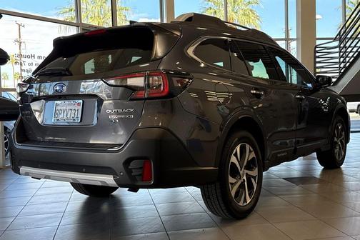 2020 Subaru Outback Touring XT