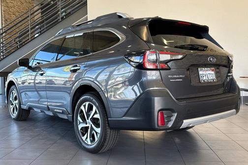2020 Subaru Outback Touring XT