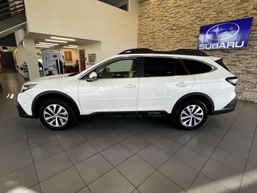 2022 Subaru Outback Premium