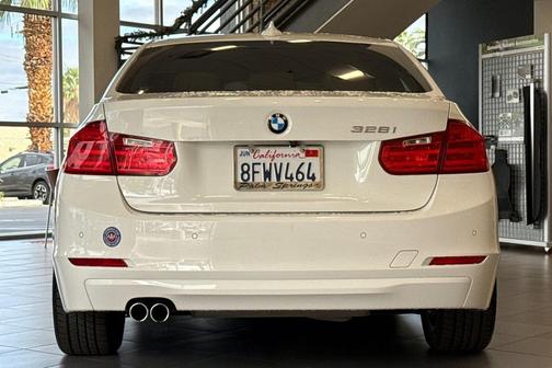 2015 BMW 328 328i