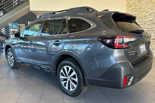 2022 Subaru Outback Premium