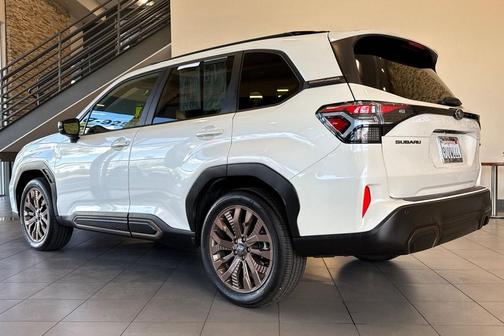 2025 Subaru Forester Sport