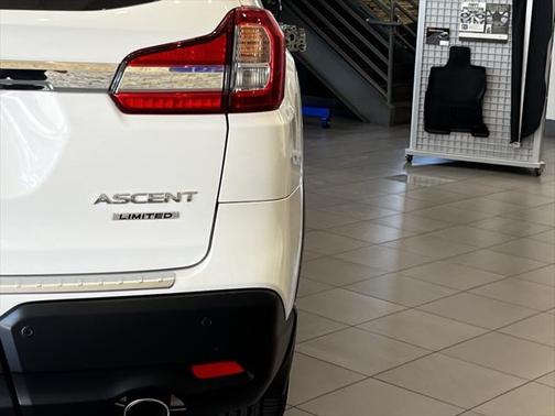 2022 Subaru Ascent Limited 8-Passenger