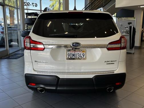 2022 Subaru Ascent Limited 8-Passenger