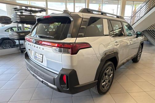Ice Silver Metallic 2026 Subaru Outback Premium