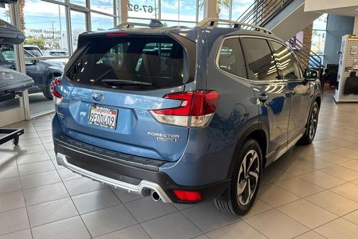2023 Subaru Forester Touring
