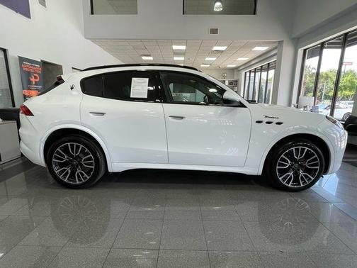 White 2023 Maserati Grecale Modena