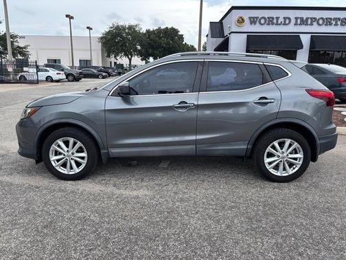 2017 Nissan Rogue Sport SV