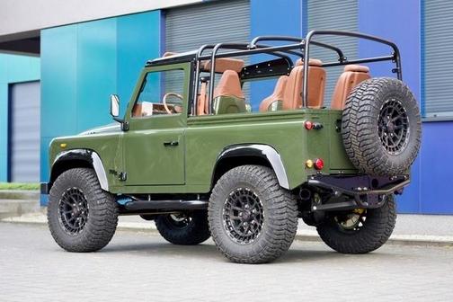 1999 Land Rover Defender 5-DR TD5-FRAME-OFF RESTORATION