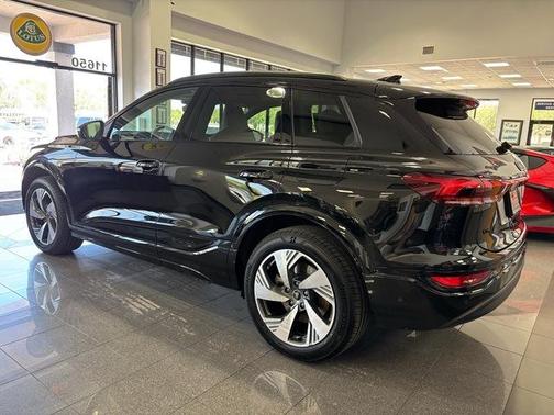 2025 Audi Q6 e-tron Premium