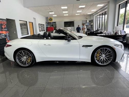 Moonlight White 2022 Mercedes-Benz AMG SL 63 Base