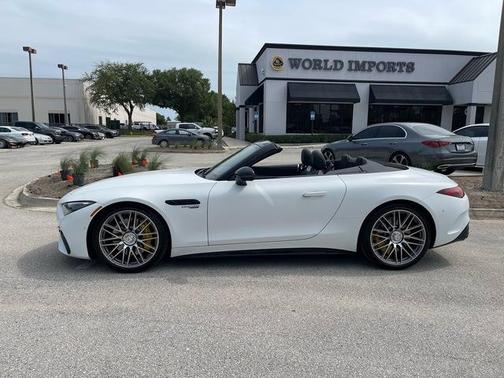Moonlight White 2022 Mercedes-Benz AMG SL 63 Base