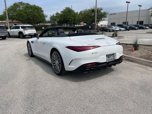 Moonlight White 2022 Mercedes-Benz AMG SL 63 Base