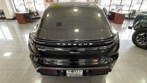 Black 2025 Porsche Macan Base