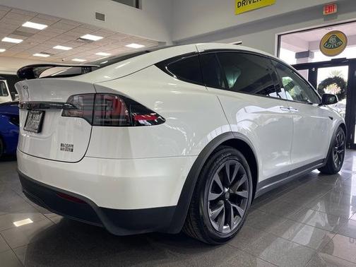 2023 Tesla Model X Plaid