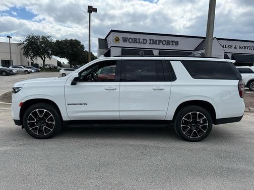 2021 Chevrolet Suburban RST