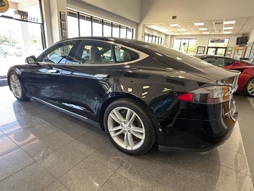 2015 Tesla Model S 85D