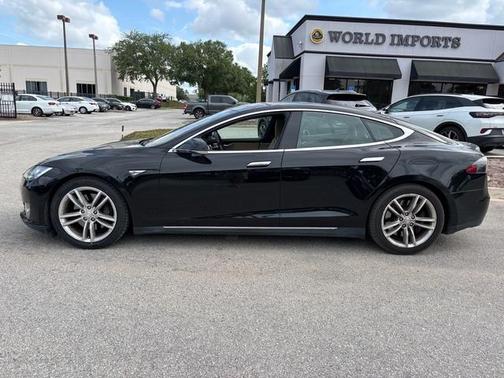 2015 Tesla Model S 85D
