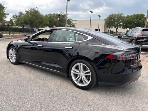 2015 Tesla Model S 85D