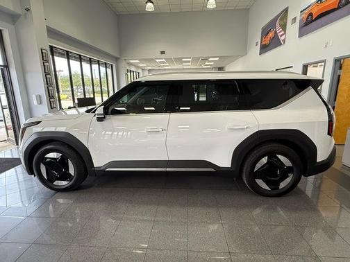 2025 Kia EV9 Wind