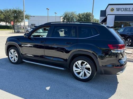 2023 Volkswagen Atlas 3.6L SE w/Technology
