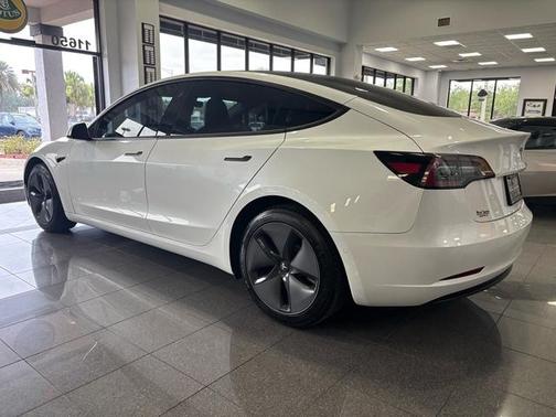 2020 Tesla Model 3 Standard Range Plus
