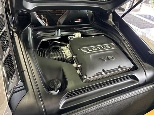 2024 Lotus Emira V6 First Edition