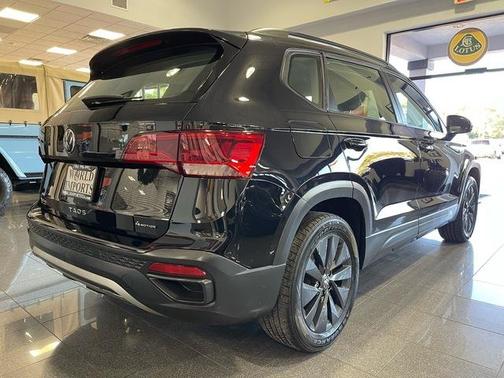 2022 Volkswagen Taos 1.5T S