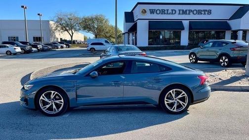 2023 Audi e-tron GT Premium Plus