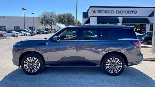 2025 INFINITI QX80 Luxe
