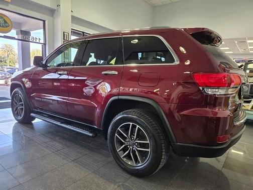 Red 2019 Jeep Grand Cherokee Limited