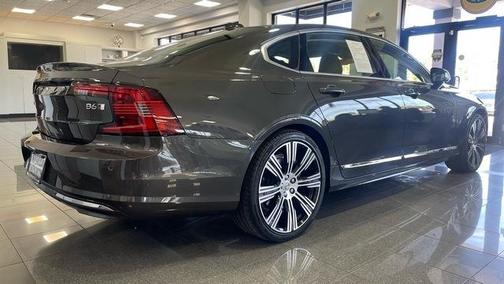 2023 Volvo S90 B6 Ultimate