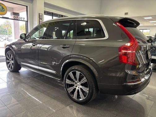 2024 Volvo XC90 Recharge Plug-In Hybrid T8 Plus Bright Theme 7-Seater