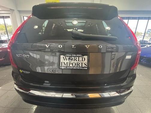 2024 Volvo XC90 Recharge Plug-In Hybrid T8 Plus Bright Theme 7-Seater