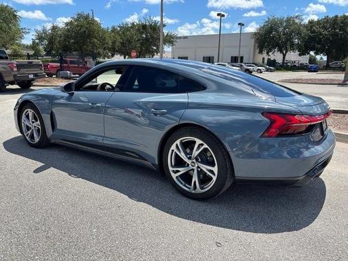 2022 Audi e-tron GT Premium Plus