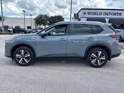 2025 Nissan Rogue SL