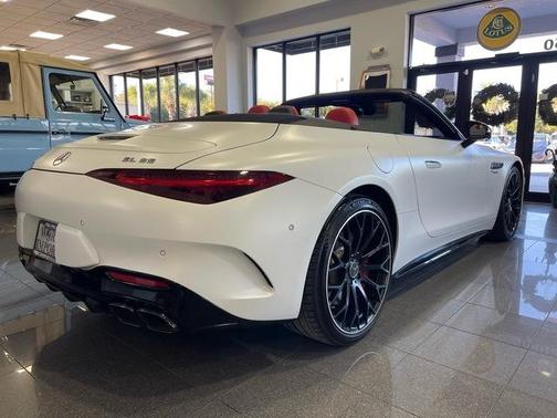 2022 Mercedes-Benz AMG SL 55 Base