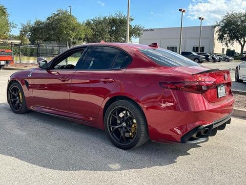 2018 Alfa Romeo Giulia Quadrifoglio
