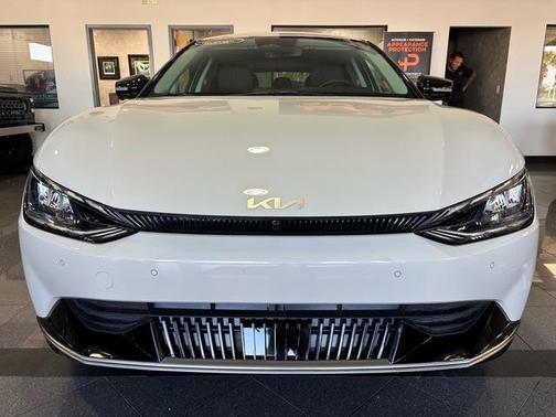 2022 Kia EV6 WIND-NEW 54 860.00