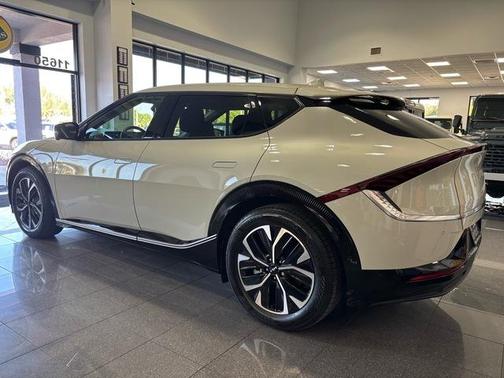 2022 Kia EV6 WIND-NEW 54 860.00