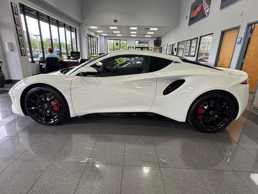2025 Lotus Emira V6