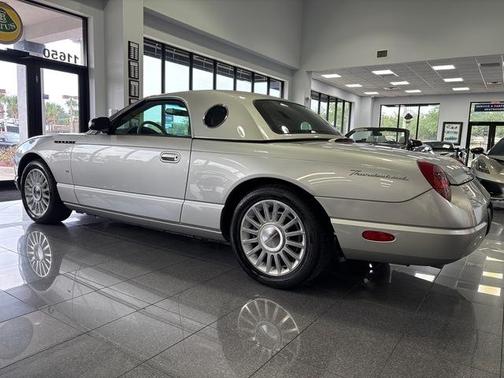 2004 Ford Thunderbird PREMIUM-COLLECTOR SERIES
