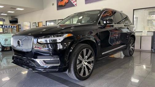 2024 Volvo XC90 Recharge Plug-In Hybrid T8 Plus Bright Theme 7-Seater