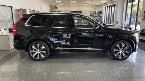 2024 Volvo XC90 Recharge Plug-In Hybrid T8 Plus Bright Theme 7-Seater