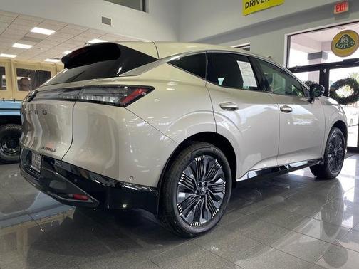 2025 Nissan Murano Platinum