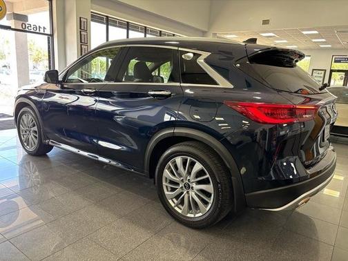 2023 INFINITI QX50 Luxe