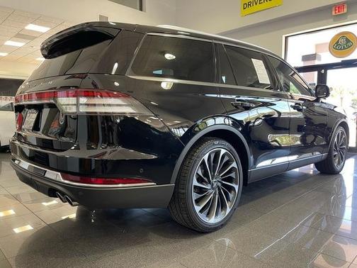 Black 2020 Lincoln Aviator Reserve AWD